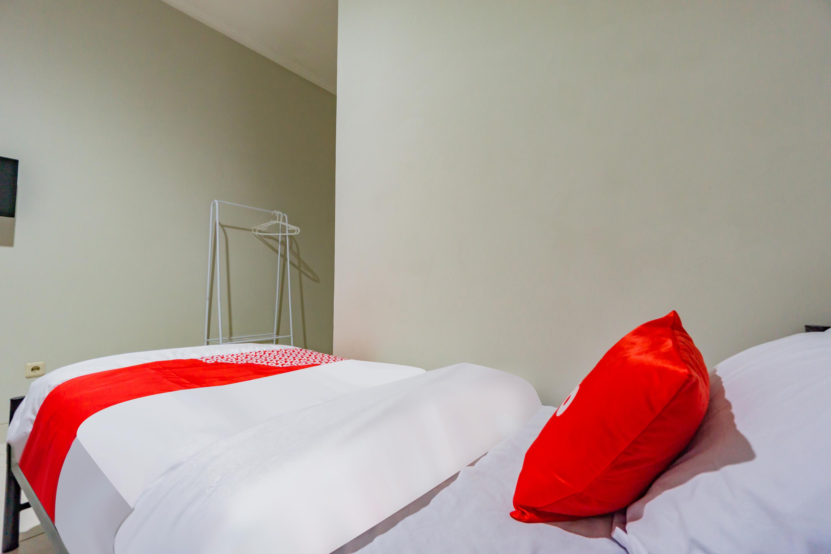 Hotel Oyo 2416 Griya Otista Syariah Jakarta